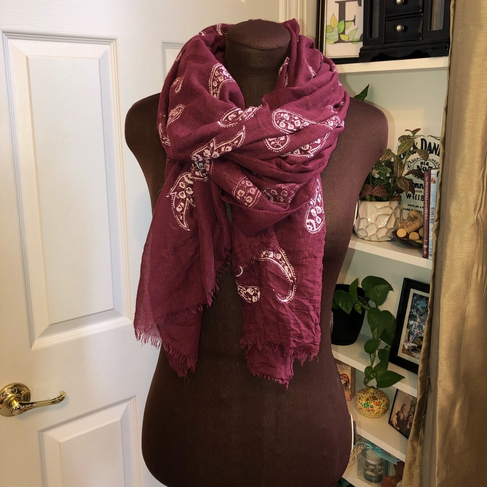 Red Fashion Scarf